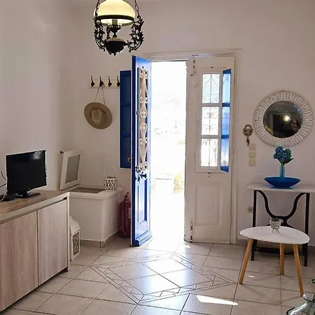 Mykonos Heritage #3 Platys Gialos (Mykonos)