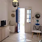 Mykonos Heritage #3 Platys Gialos (Mykonos)
